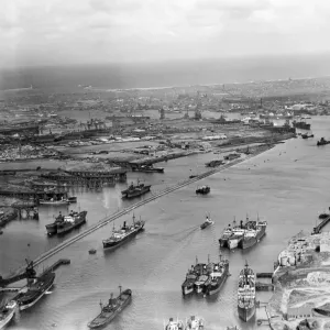 River Tyne Aerial Print 1935 River Tyne Aerial Print 1935
