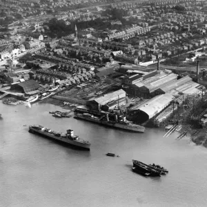 Chantier navale de Southampton EPW020528 Chantier navale de Southampton EPW020528