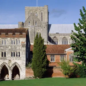 The Deanery and Winchester Cathedral K011415