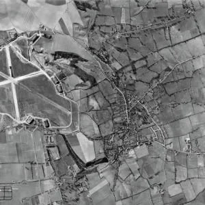 Vertical photograph print of Wroughton, Wiltshire Vertical photograph print of Wroughton, Wiltshire
