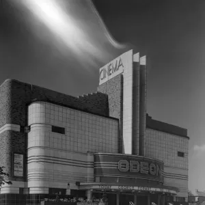 Popular Themes Jigsaw Puzzle Collection: Cinema Exteriors