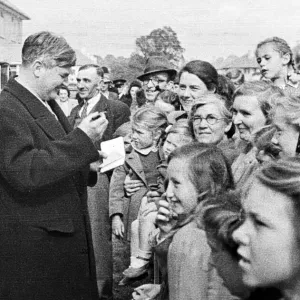 Aneurin Bevan greets children at Patchway Estate opening Aneurin Bevan greets children at Patchway Estate opening