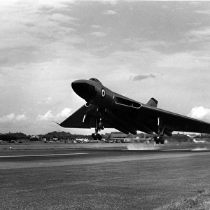 Avro Vulcan landing at the 1955 SBAC show at Farnborough