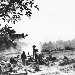 Battery firing at Japanese positions - Burma