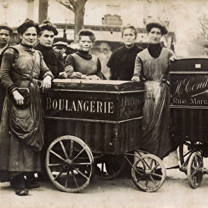 Boulangerie carts, Paris
