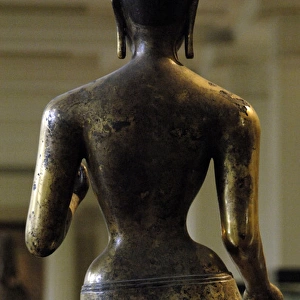 Buddhist goddess, Tara. Bronze statue. 8th century. From Sri
