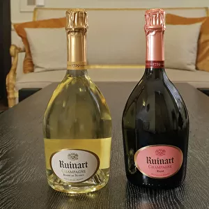 Champagne, Maison Ruinart, Reims, Marne, France