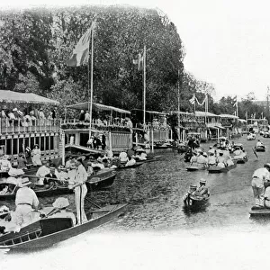 Crowded river during the Henley Regatta