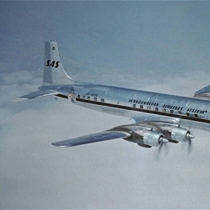 Douglas DC-7C of SAS -early livery (forward view) aloft