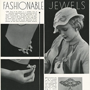 Fashionable jewels 1933