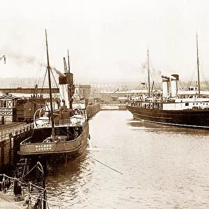 Folkestone Harbour Ferry to Boulogne early 1900s