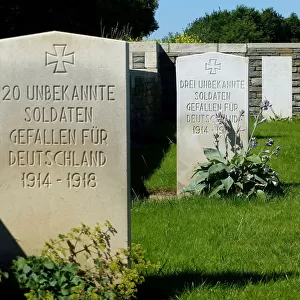 German headstones over 2 mass graves, Locre No 10 CWGC