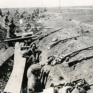 German troops in trench near Sereth, Romanian Front, WW1