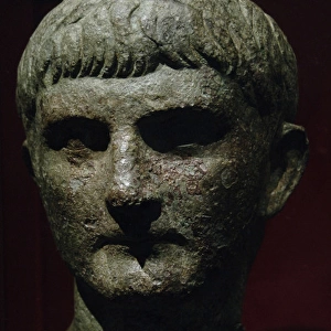 Germanicus Julius Caesar (15 B. C. -19 A. C. )
