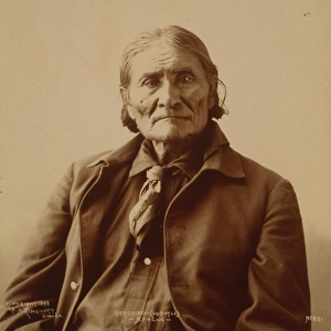 Geronimo - (Guiyatle) - Apache