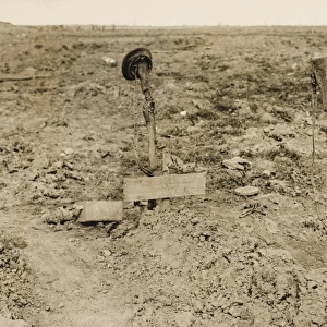 Grave of an unknown British soldier near Ginchy