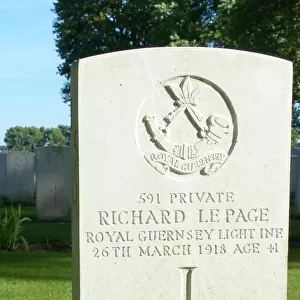 Headstone of Private Richard le Page, 26 March 1918