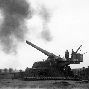 Heavy artillery in action, Western Front, WW1