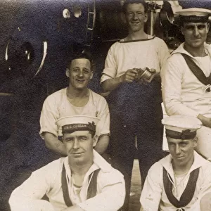 HMS Curlew, British C-class cruiser, crew members