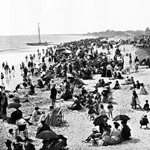 Lowestoft Beach early 1900s