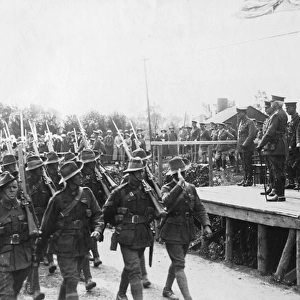 March past of soldiers on the Western Front, WW1