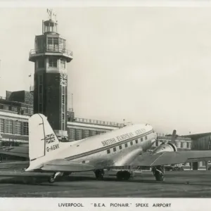 Aeroporto di Liverpool Speke - una Boeing 707 della British European Airways (BEA) chiamata Pionair