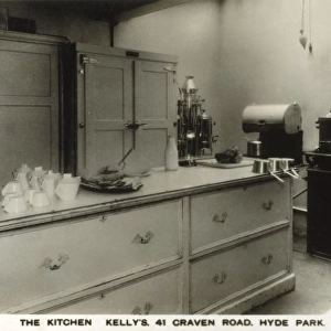 Restaurant kitchen in the late 1930s