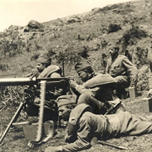 Serbian machine gunners near Obrenovici, Serbia, WW1