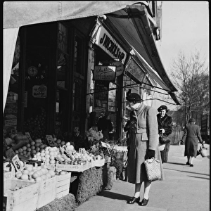 Shopping in Ilford / 1950S
