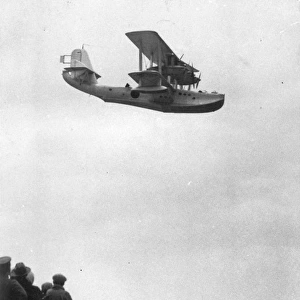 Short-Kawanishi KF1 flying at Naruo in 1931