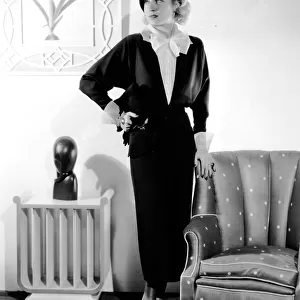 Smart suit designed by Dolly Tree for Carole Lombard