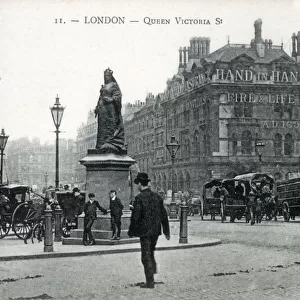 Statue of Queen Victoria - Queen Victoria Street, London - at the Northern end of