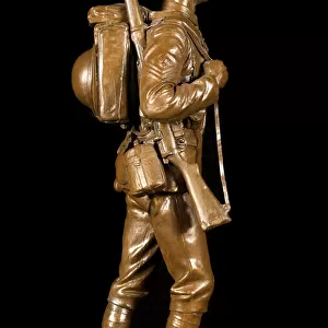 Statuette of British soldier in marching order, WW1