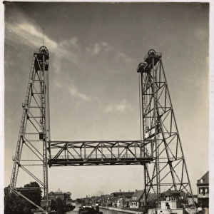 Vertical lifting bridge at Boskoop, Netherlands