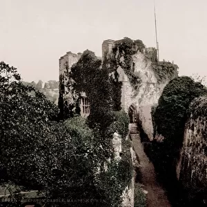 Vintage 19th century / 1900 photograph: Chepstow Castle, Wales