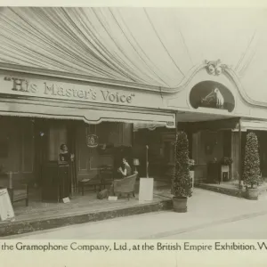 La sua stand aziendale HMV Phonographo Compagnia di Esercizio Britannico Impero Esposizione del Commonwealth La sua stand aziendale HMV Phonographo Compagnia di Esercizio Britannico Impero Esposizione del Commonwealth
