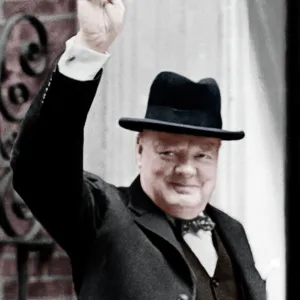 Winston Churchill - Giving the V for Victory sign