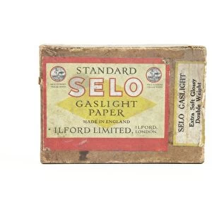 Gaslight photographic paper