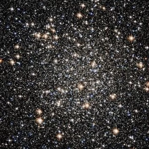 M22 Globular Star Cluster, Hubble image C017 / 3722