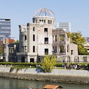 Japan Heritage Sites Mouse Mat Collection: Hiroshima Peace Memorial (Genbaku Dome)