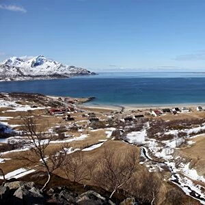 Beach at Grotfjord, Kvaloya (Whale Island), Troms, Norway, Scandinavia, Europe