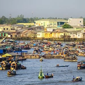 Cai Rang floating market, Cai Rang district, Can Tho, Mekong Delta, Vietnam, Indochina