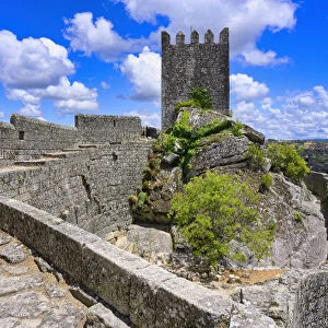Castle and tower, Sortelha, Serra da Estrela, Beira Alta, Centro, Portugal, Europe