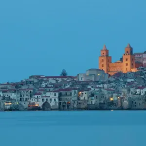 Cefalu, Sicily Print: A Mediterranean Coastal Town Cefalu, Sicily Print: A Mediterranean Coastal Town