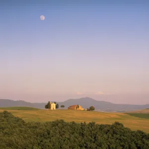 Chapel and moon, near Pienza, Siena Province, Tuscany, Italy, Europe