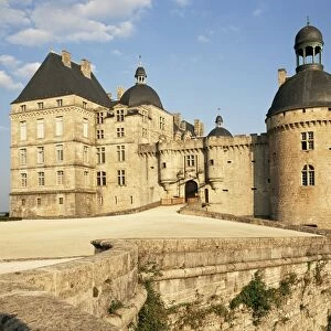 Chateau of Hautefort, Dordogne, Aquitaine, France, Europe