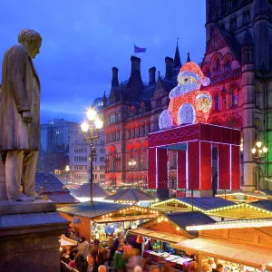 Christmas Market and Town Hall, Albert Square, Manchester, England, United Kingdom, Europe