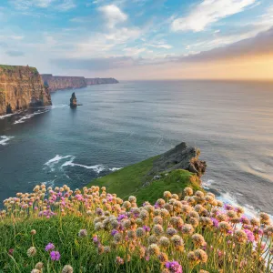 Popular Themes Jigsaw Puzzle Collection: Cliffs of Moher