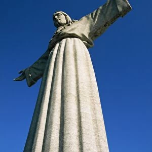 Cristo Rei (standing Christ) statue