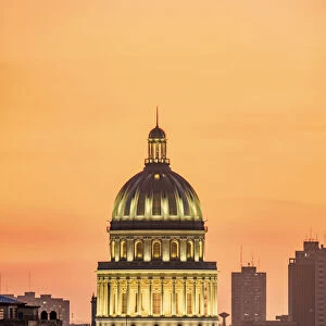 El Capitolio at sunset, Havana, La Habana Province, Cuba, West Indies, Central America